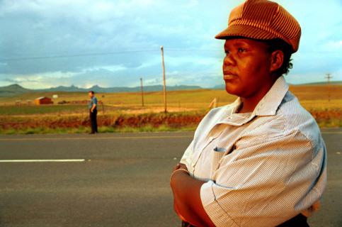 near Bergville, KwaZulu-Natal, South Africa, January 1993
women, girls, girl, lady, ladies, hat,