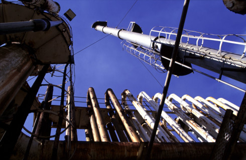machinery to recover mercury from carbon chips