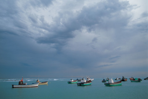 FISHING BOATS, STRUISBAAI HARBOUR
