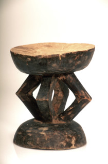 Traditional Seat
\n