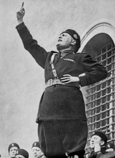 Benito Mussolini, l'appel des mobilisés