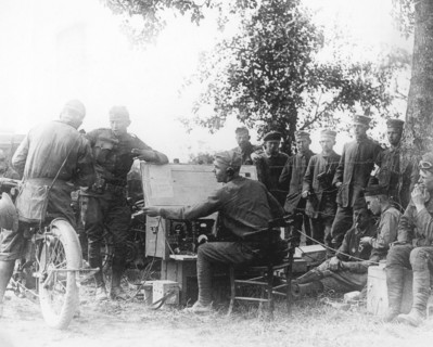 World War l: United States Army Signal Corps in France