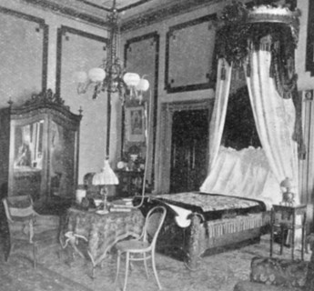President William McKinley's state bedroom at the White House