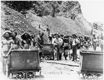 Zulu 'boys' at De Beers diamond mines