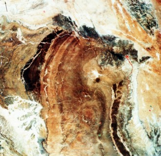 Llithologic and structural features of Great Namaland in Namibia