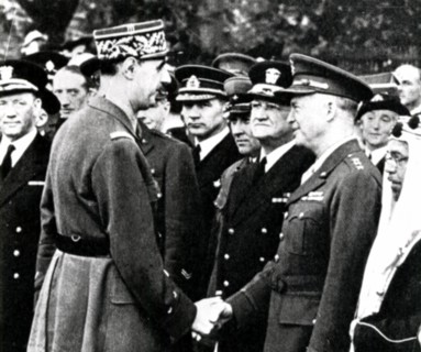 DE GAULLE