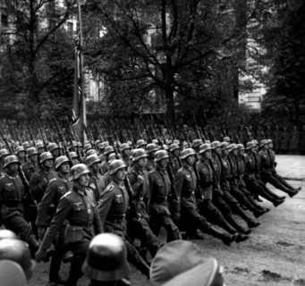 German soldiers in Warsaw 1939 after the invasion of poland in World war II