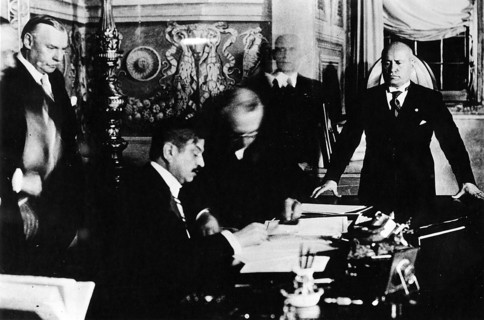Signature of the French-Italian agreement