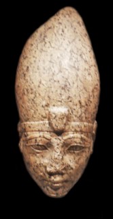 Head of Hatshepsut or Thutmose 111
