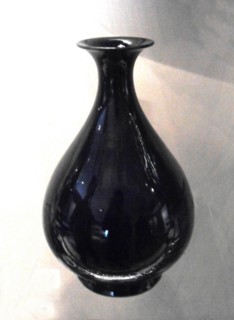 Porcelain vase with violet blue glaze