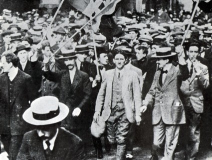 Frenchmen marching through Paris