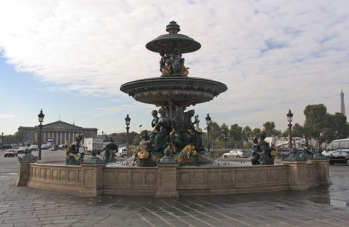 Fountain near the National Assembly