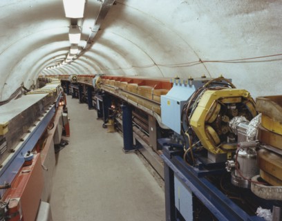 Particle accelerator tunnel
