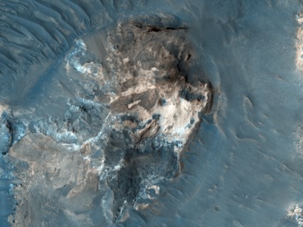 Formation of the large outflow channels on Mar