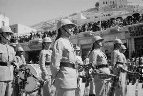24th anniversary of Arab revolt under King Hussein & Lawrence 1940.