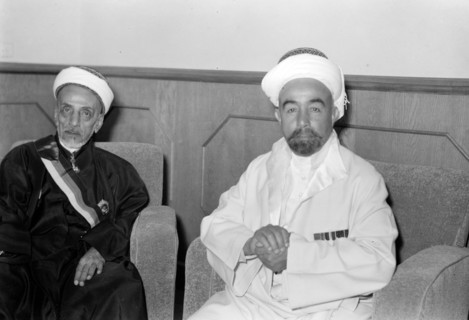 24th anniversary of Arab revolt under King Hussein & Lawrence 1940.