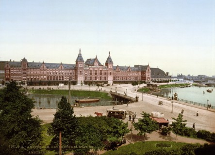 Amsterdam railway station. c.1890 - 1900