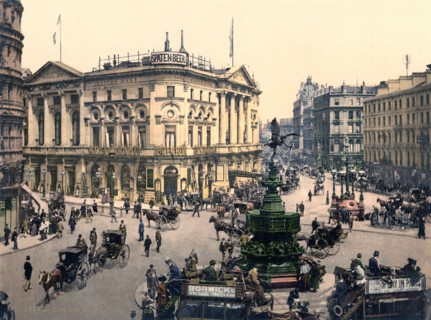Piccadilly Circus, London, England between 1890 and 1900.