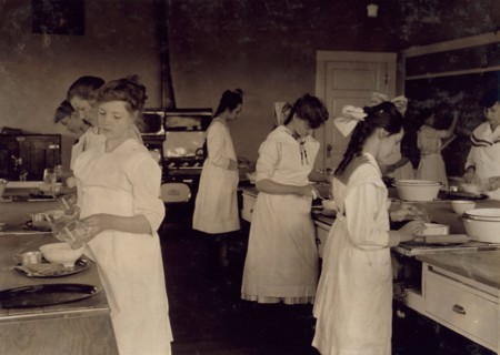 Domestic Science class in Horace Mann School