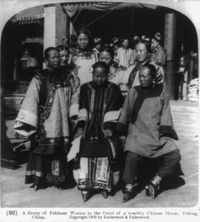 A group of Pekinese women, c.1902