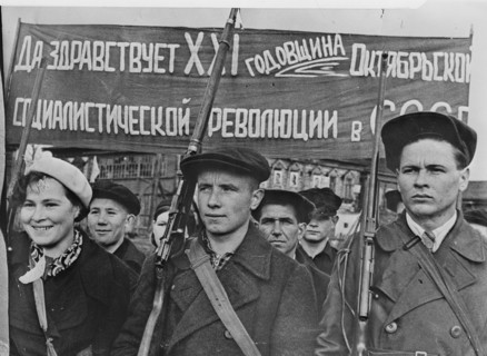 Factory workers drilling with guns in the USSR, 1942