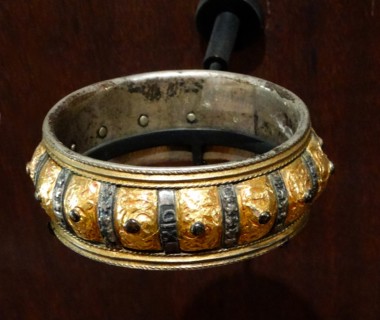 Gold and gold leaf bracelets from Tétouan, Morocco