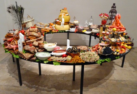 Sculpture titled 'Le Festin III' by Gilles Barbier
