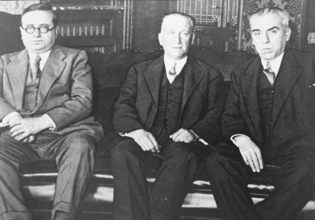 Left to right Spanish socialist politicians