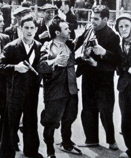 Anti-fascist militias defend Madrid