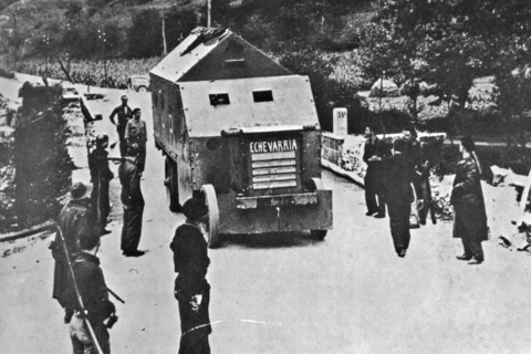 Armoured vehicle from the Echevarria brigade