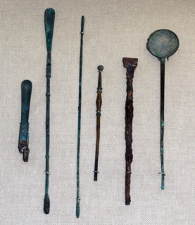 Roman surgical instruments