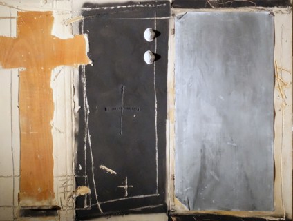 Hieroglyphics by Antoni Tàpies