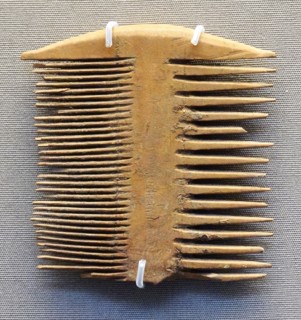 comb, 300 BC - AD 350. Egyptian comb from a Meroitic house