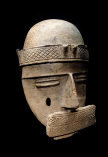 Terracotta container from Colombia