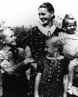 Idealised German Aryan d family during the Nazi era 1936