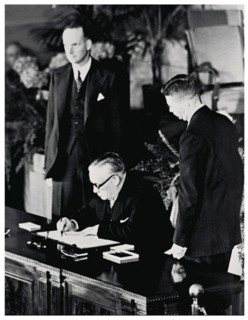 Signature du Traité de l'Atlantique Nord à Washington D.C.