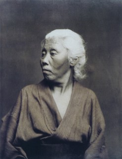 Hand-coloured photograph of Japanese woman by Felice Beato