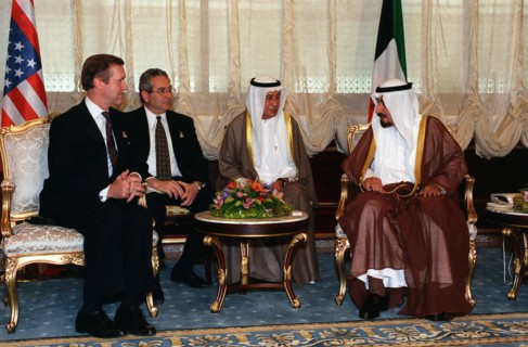 Shaikh Jabber al-Ahmad al-Jabber Al-Sabah, in Kuwait City, meeting US Defence Secretary William Cohen 1998