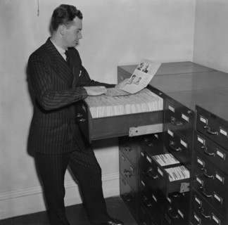 Agent reesearching at the Secret Service, HQ , Washington DC 1938