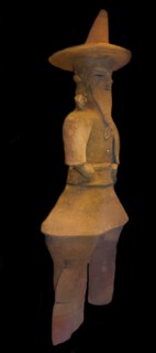 Earthenware tomb figure of a chieftain