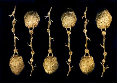 Set of teaspoons in case, Silver-gilt, mahogany case, London 1812/13.