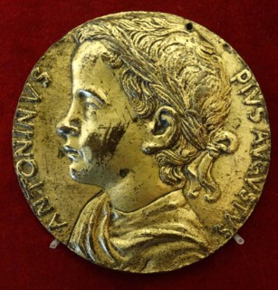 Coin depicting a young Antoninus Pius