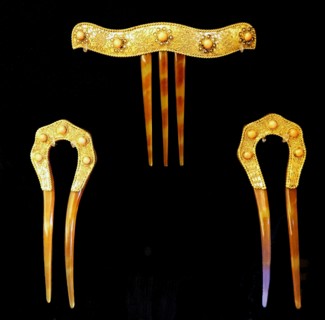 Gold metal comb from Italy