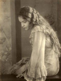 Lillian Gish
