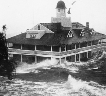Hurricane Carol lashing Rhode Island Yacht Club