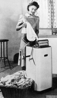 A parnall clothes wringing machine