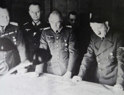 Adolf Hitler confers with General von Brauchitsch