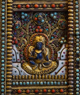 Altar screen of metal