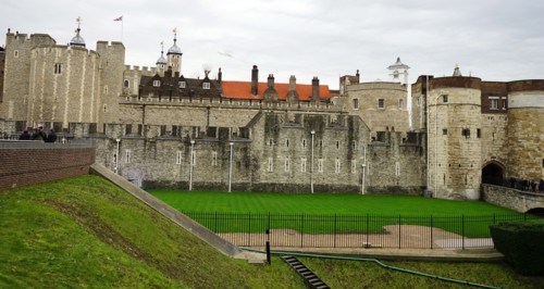 Views around the Tower of London