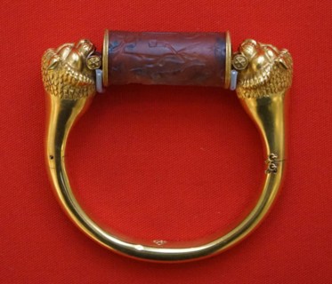 Lady Layard's Jewellery: bracelet